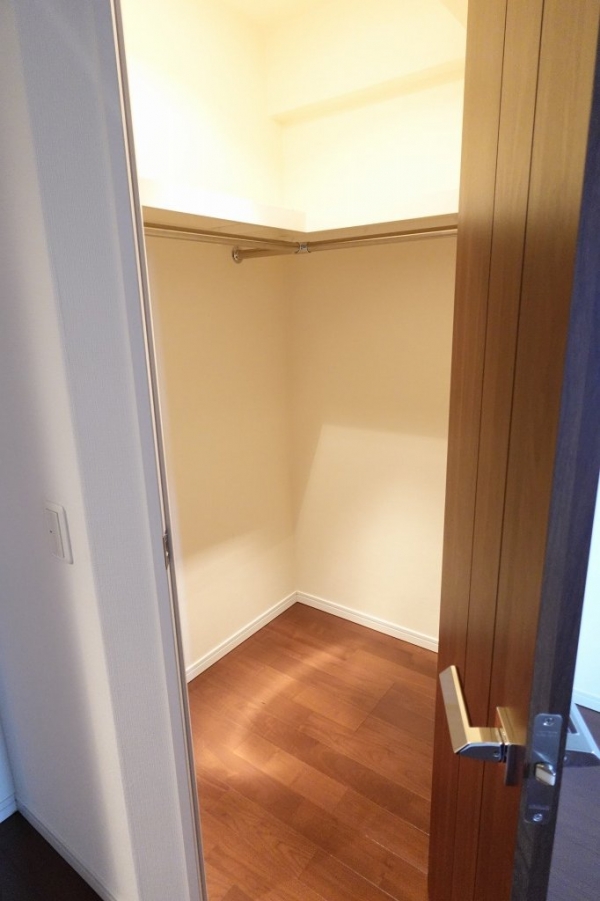 ｳｫｰｸｲﾝｸﾛｰｾﾞｯﾄ