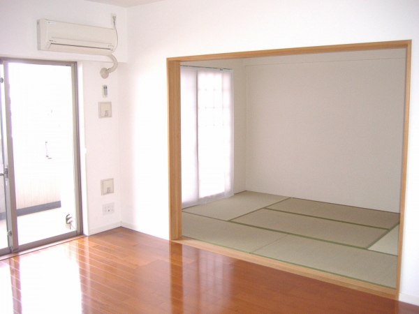 PB090077