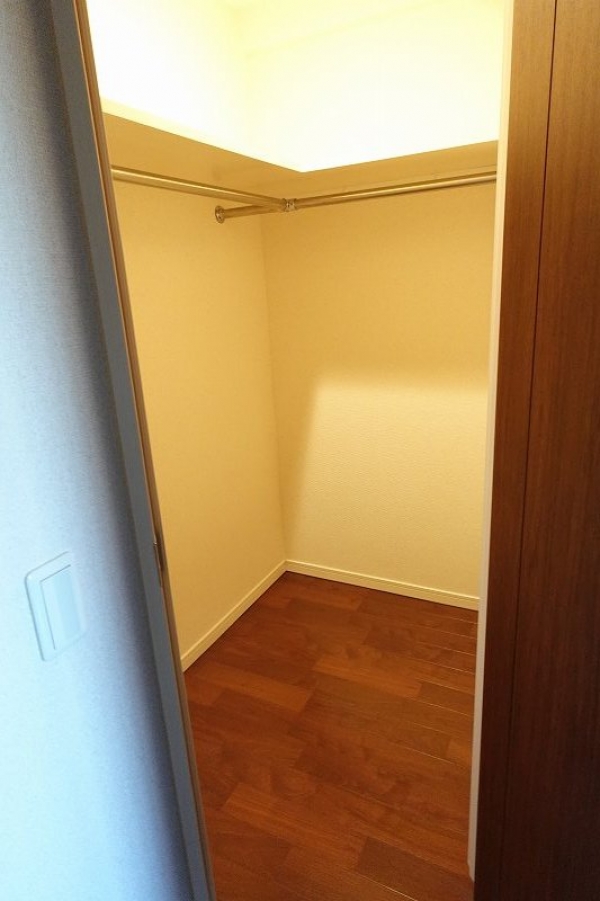 ｳｫｰｸｲﾝｸﾛｰｾﾞｯﾄ